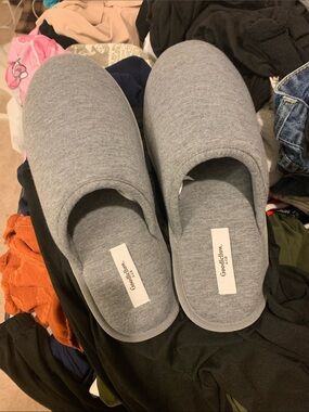 Goodfellow & Co Light Gray Padded Slip-On Slippers